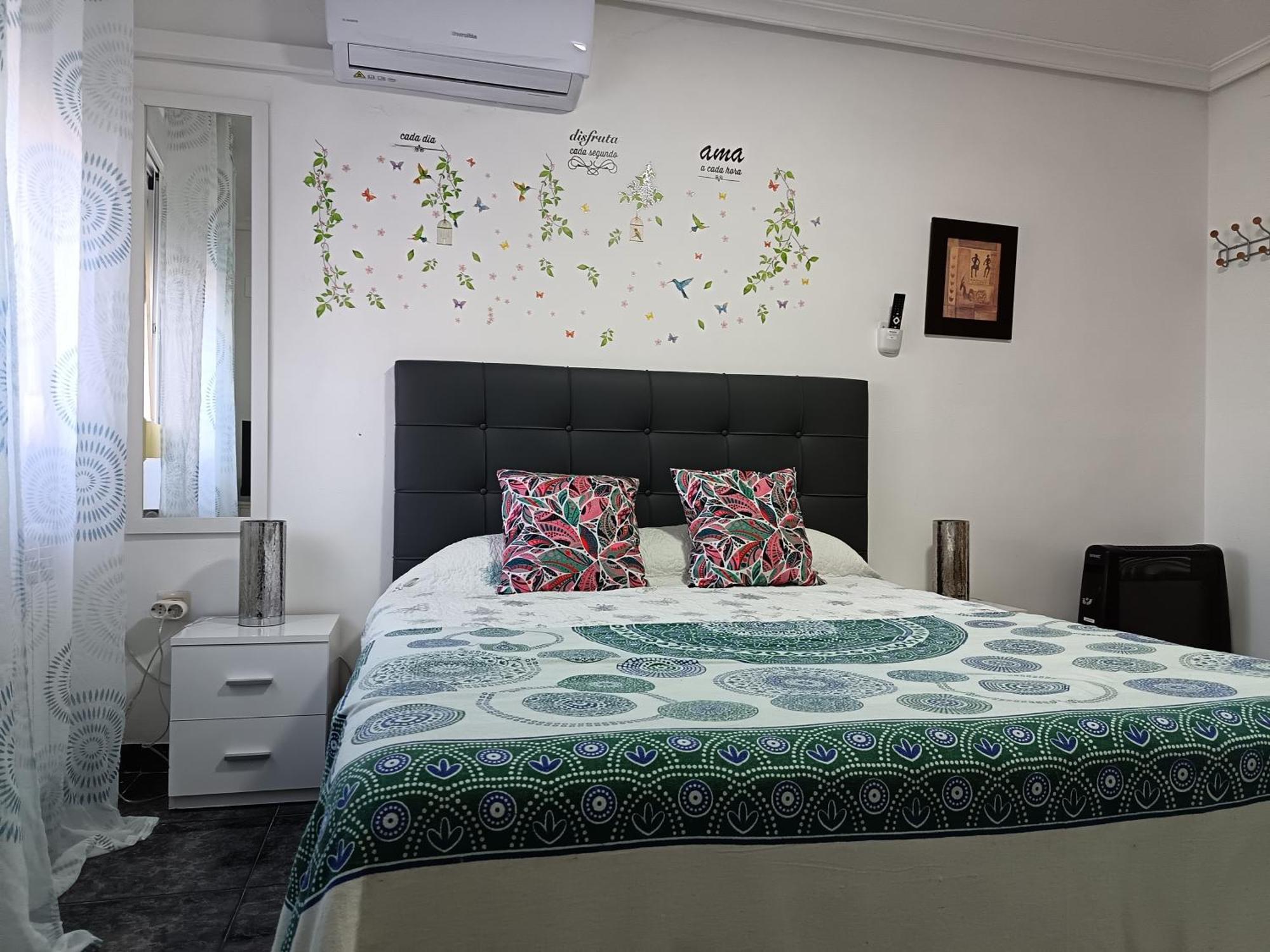 Casa Oasis Puertollano, Una Casa Rural En Puertollano, Agradable, Con Piscina En Zona Tranquila Ngoại thất bức ảnh