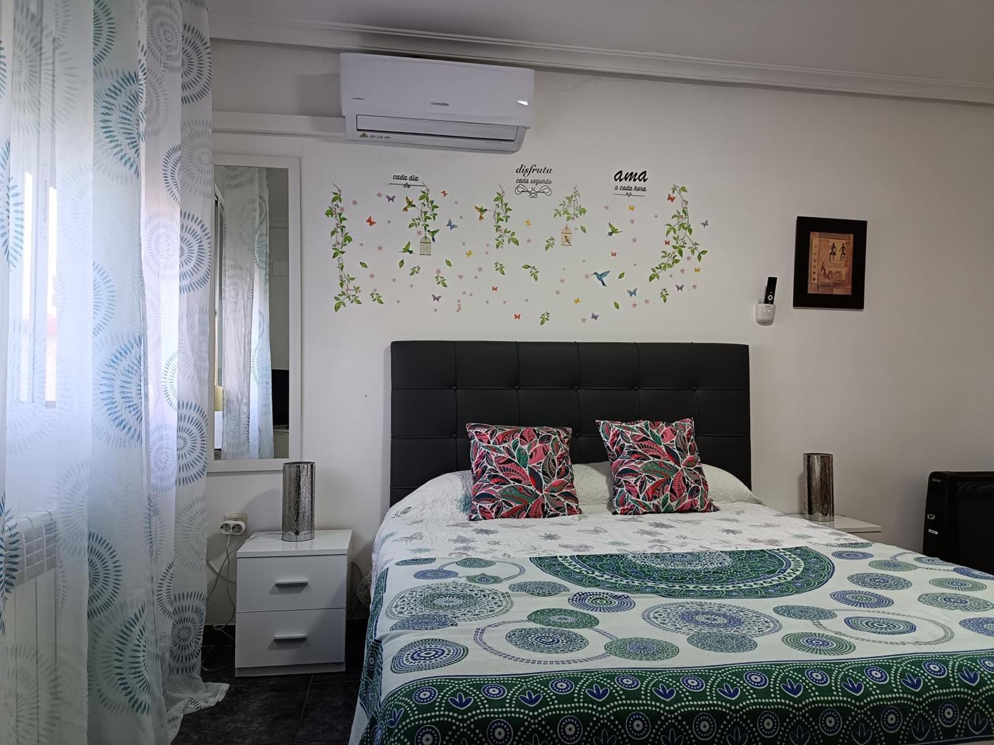 Casa Oasis Puertollano, Una Casa Rural En Puertollano, Agradable, Con Piscina En Zona Tranquila Ngoại thất bức ảnh