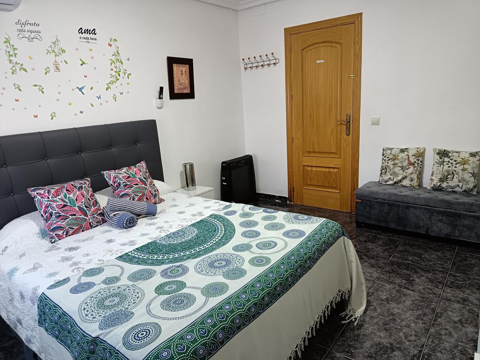Casa Oasis Puertollano, Una Casa Rural En Puertollano, Agradable, Con Piscina En Zona Tranquila Ngoại thất bức ảnh